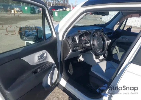 2018 Jeep Renegade Limited Fwd из США, поврежденный, VIN ZACCJADB0JPH53762